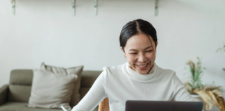 How To Manage Remote Workers and Stay Productive